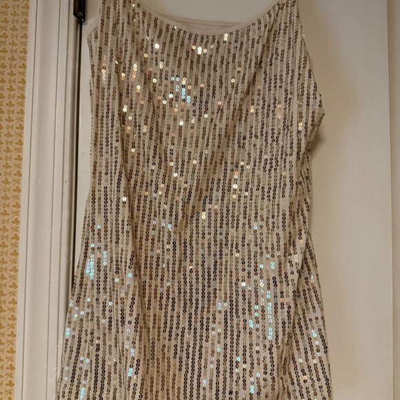 Loft Cream Tank with Gold Sequin Disks on Front - Medium - Picture 2 of 6